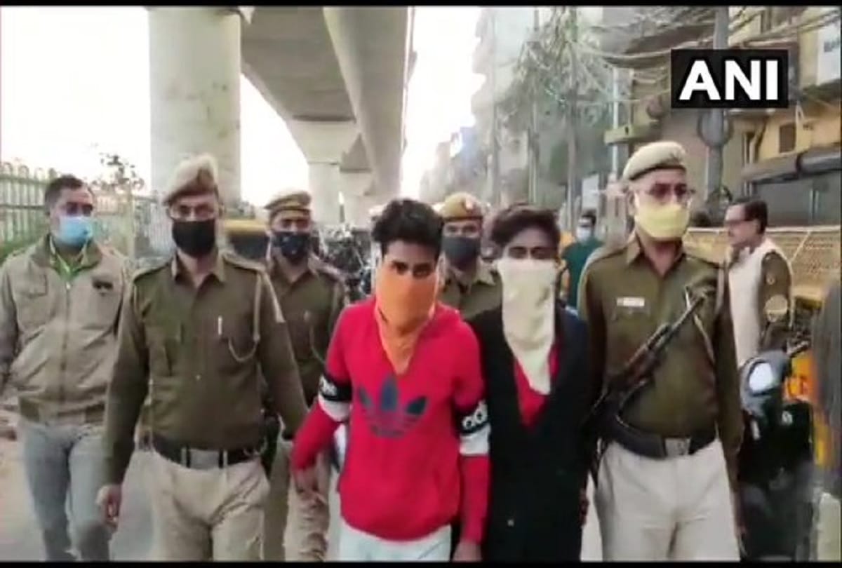 Jafrabad police arrests two criminals for robbing three people in Laxminagar