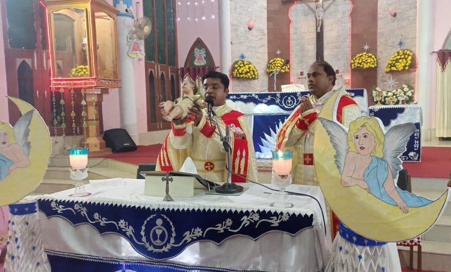 Missionary organizations celebrated Christmas with great pomp