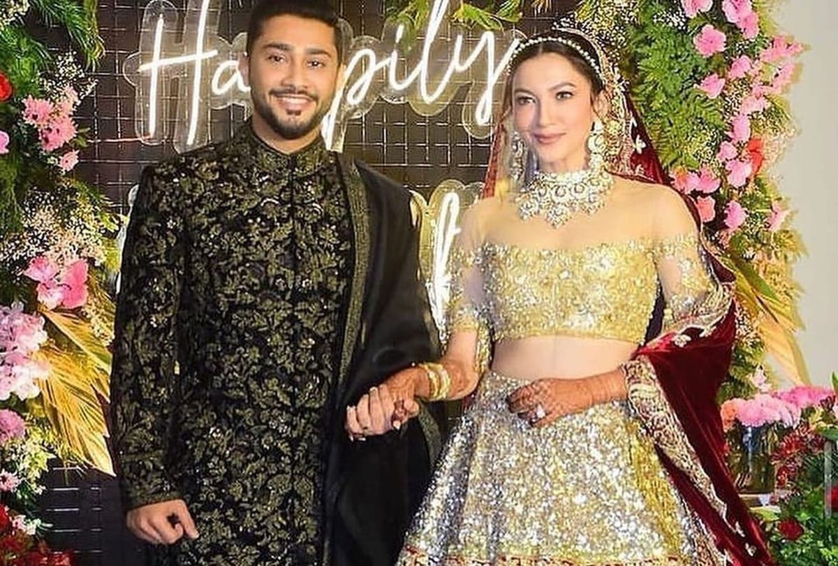 gauhar khan celebrating first wedding anniversary with zaid darbar see romantic pictures