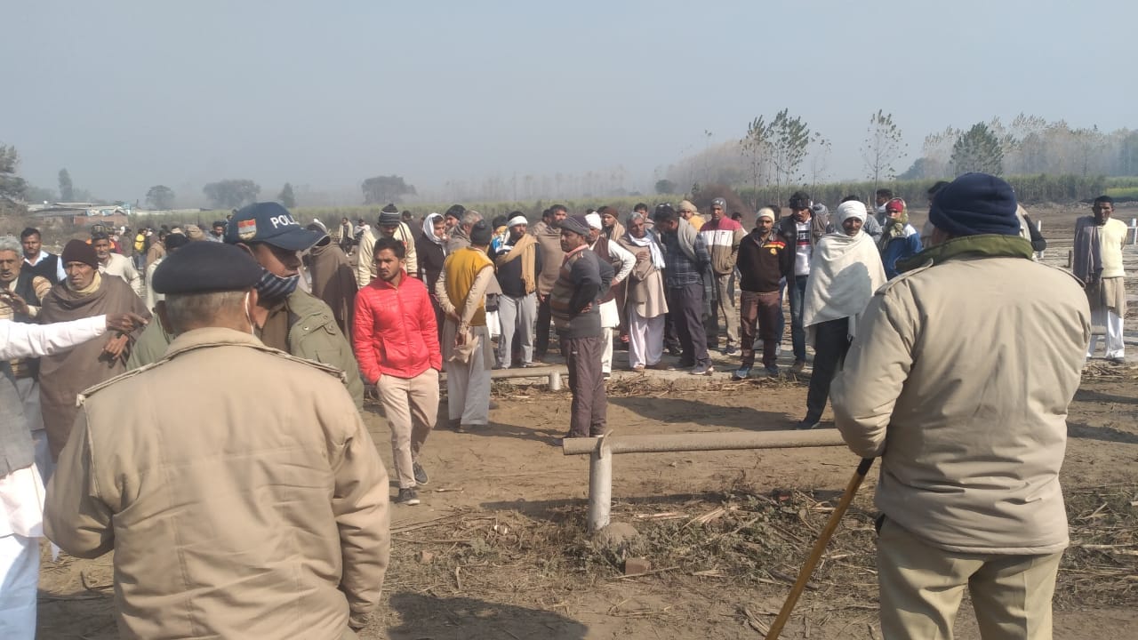 uttarakhand news : kisan fight and firing in roorkee sugar mill, furor photos