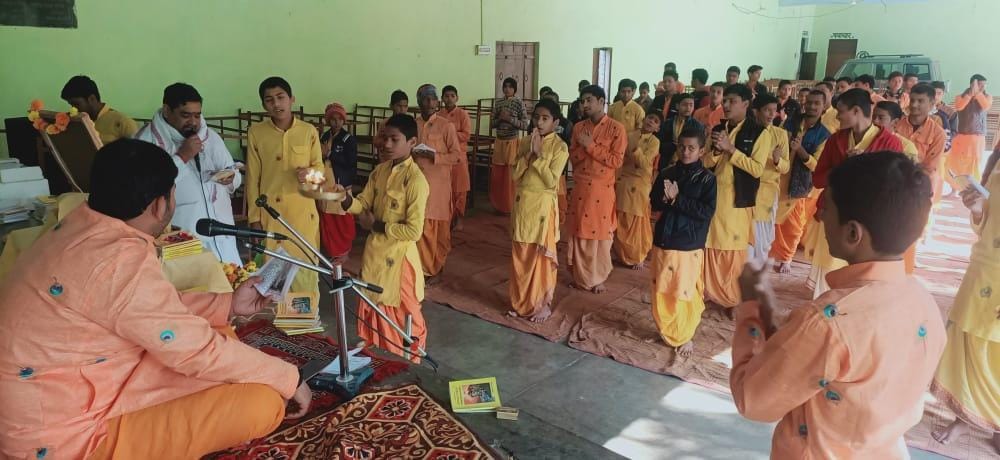 Grouped recitation of Shrimad Bhagwat Geeta