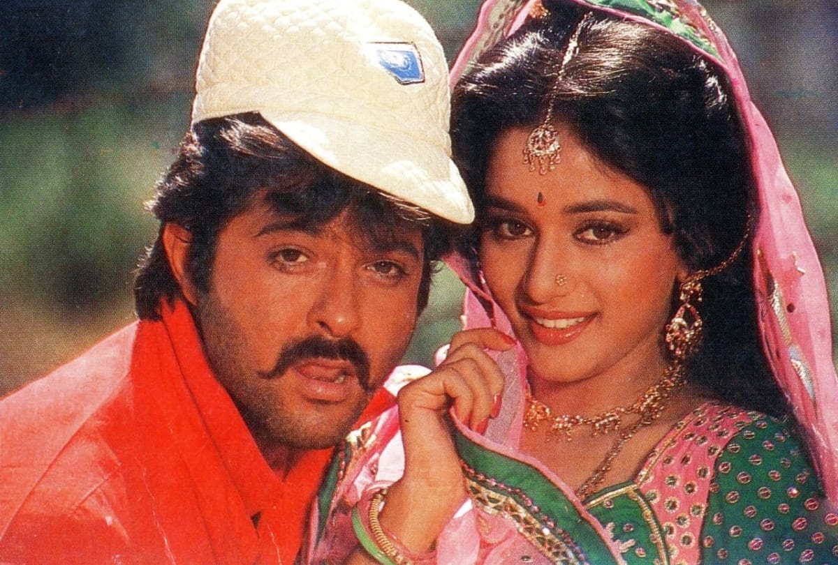 Anil Kapoor Madhuri Dixit to Shahrukh Khan and Kajol these onscreen couples gave most hit films see list