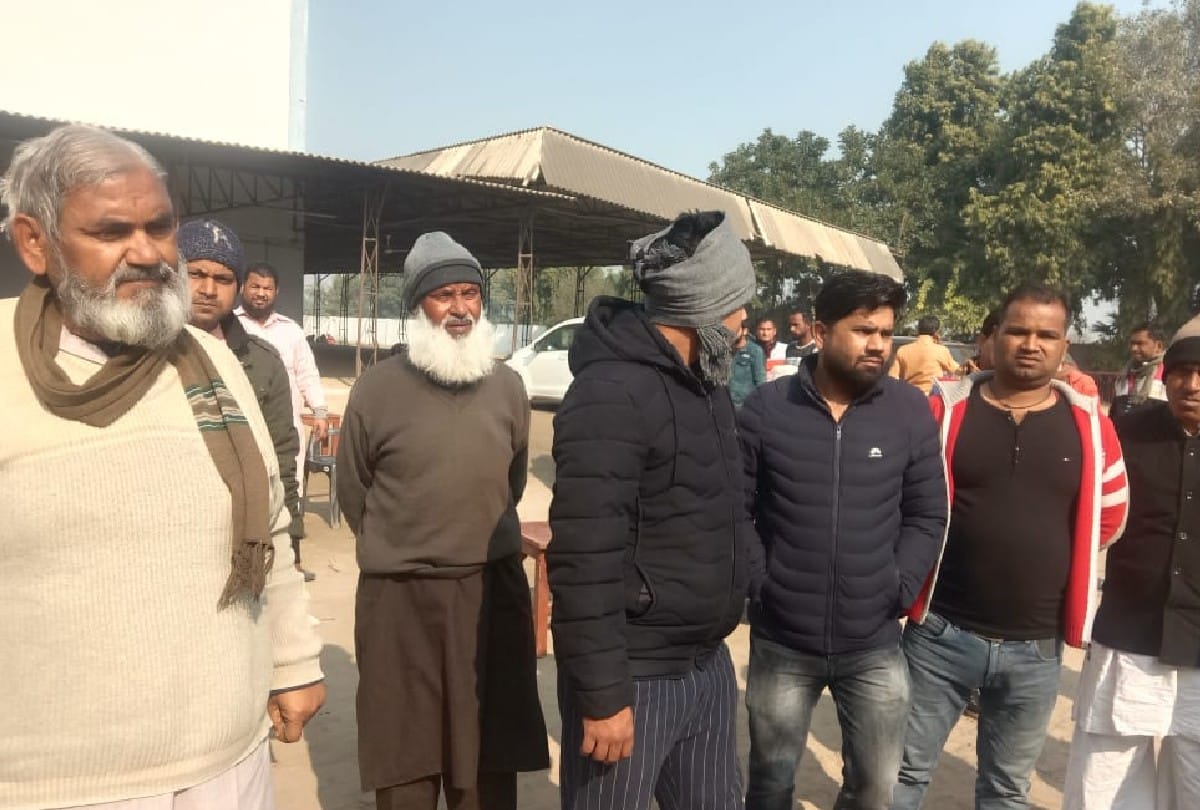four person dies in horrible car accident in kasganj