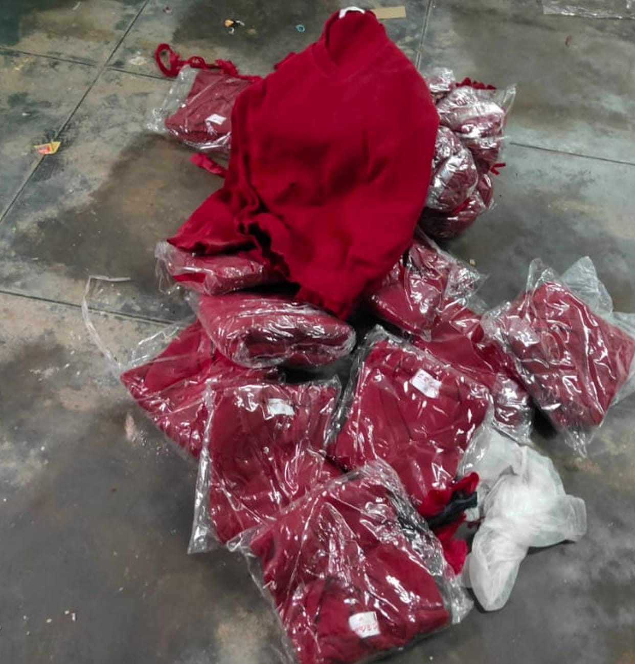 Refuse to distribute standardless sweaters, report sent