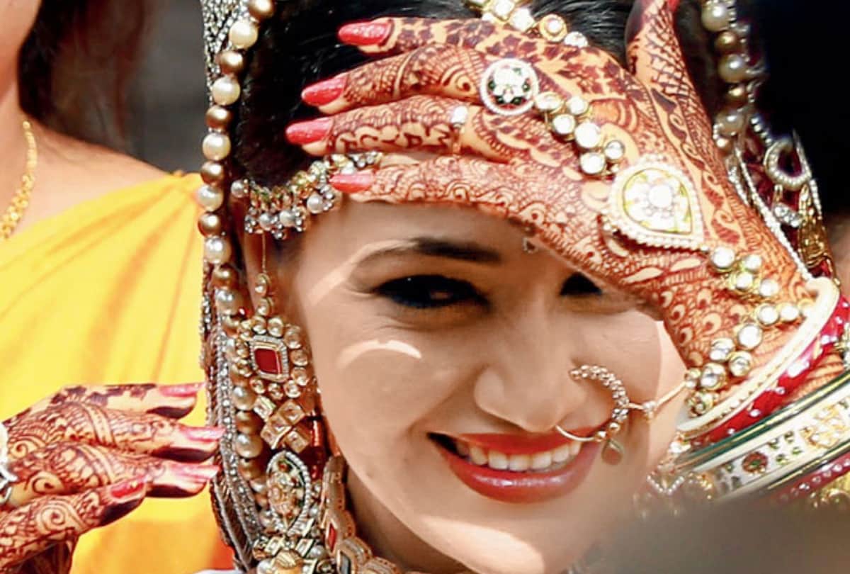 tarak mehta ka ooltah chashmah TMKOC fame disha vakani mayur pandya wedding pics goes viral