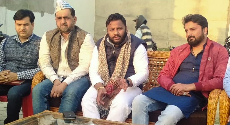 Aam Aadmi Party will contest elections in UP