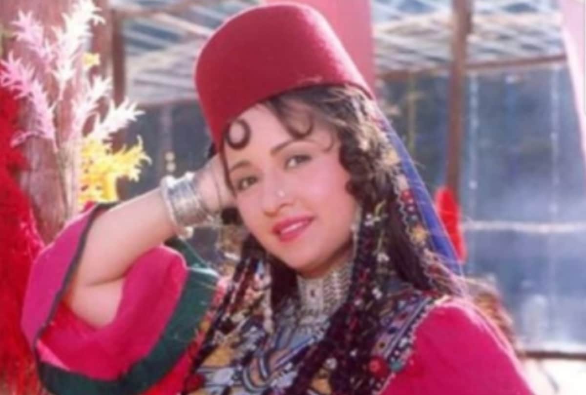 Henna fame actress zeba bakhtiar ex wife of jaaved jaaferi and adnan sami