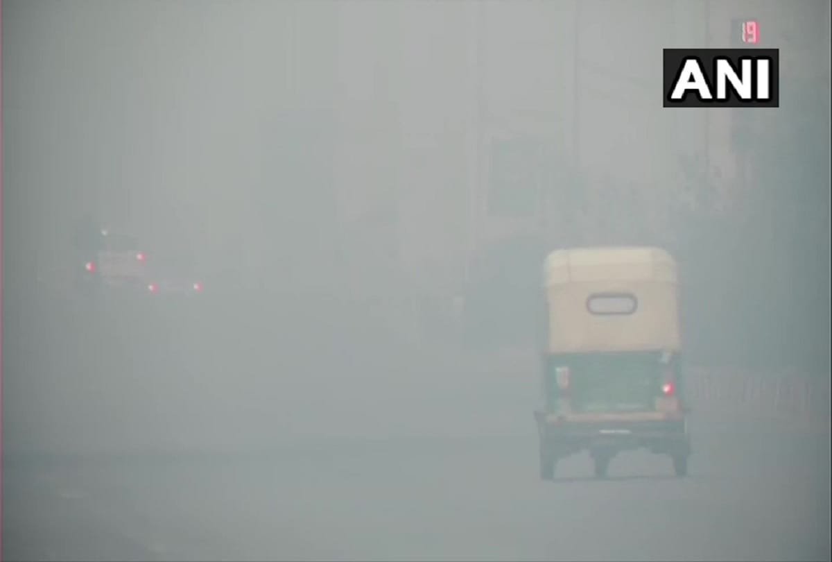 Weather Forecast Today Update in Delhi NCR News: Delhi NCR weather updates cold increases with mercury dipping down heavy fog in areas decreases visibility