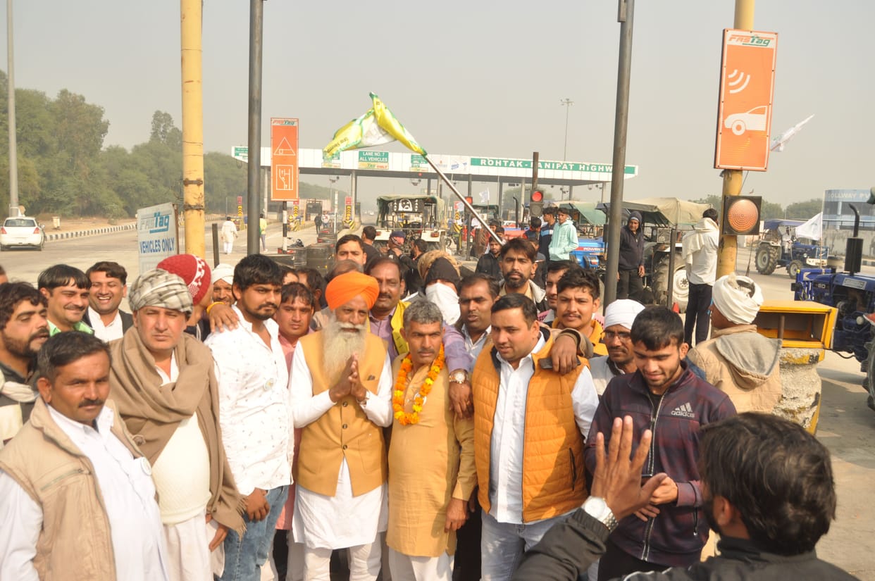 Farmer Movement: Bhakiyu State President Gurnam Singh Chaduni arrives at Muckauli Toll Plaza, enthusiasm in farmers