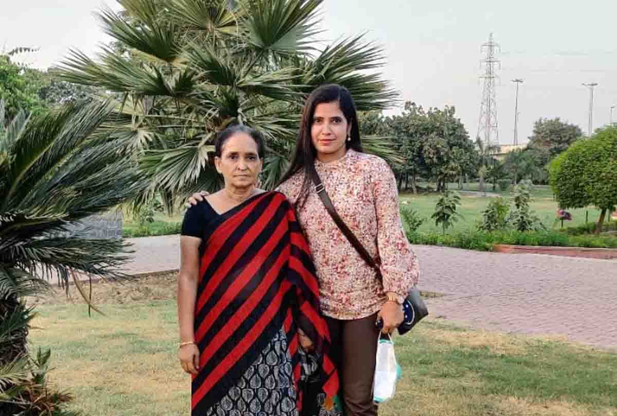 National Youth Day: girl became a deputy collector after studying in Deepak's flame
