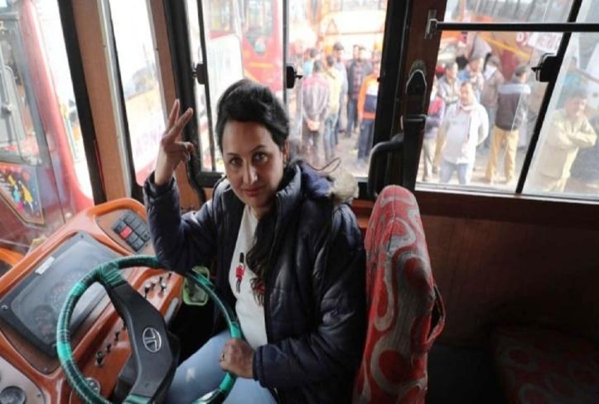 meet jammu and kashmir first women bus driver puja devi