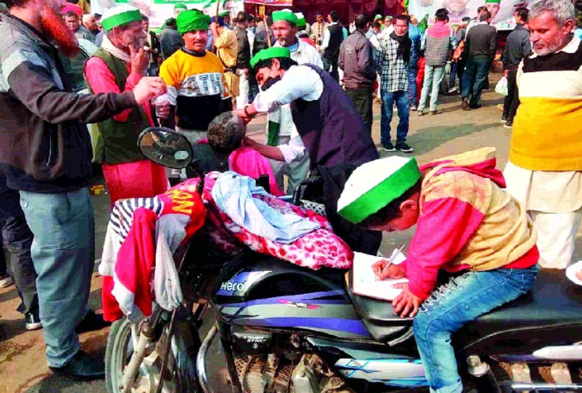 Little hands took big responsibility on Ghazipur border