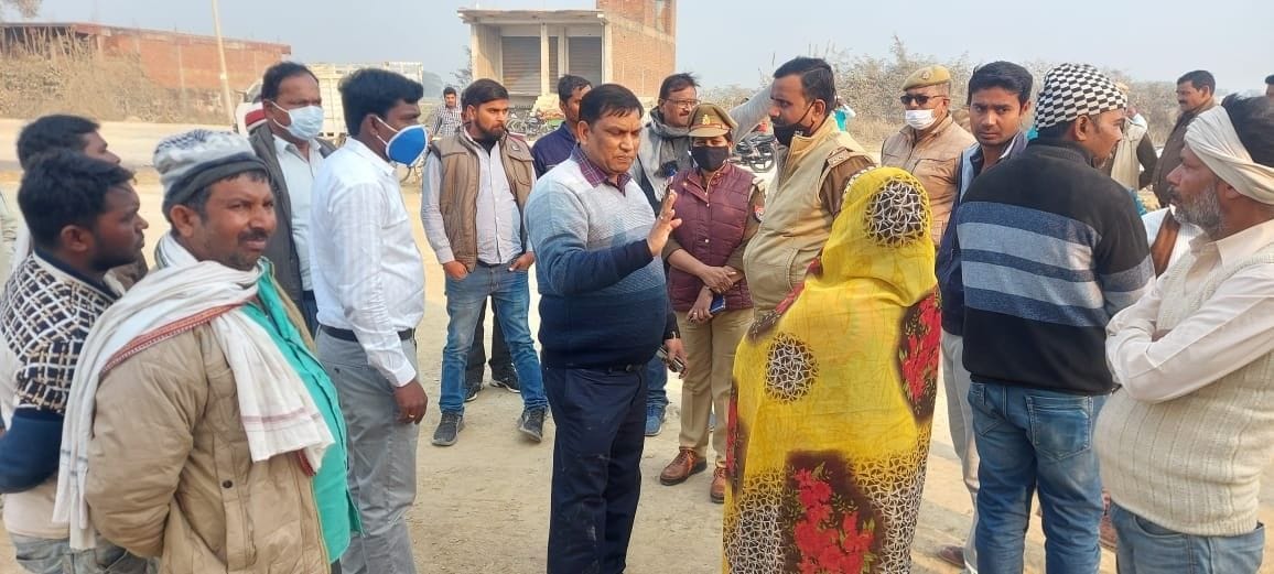 Demonstration of villagers on not receiving compensation for land