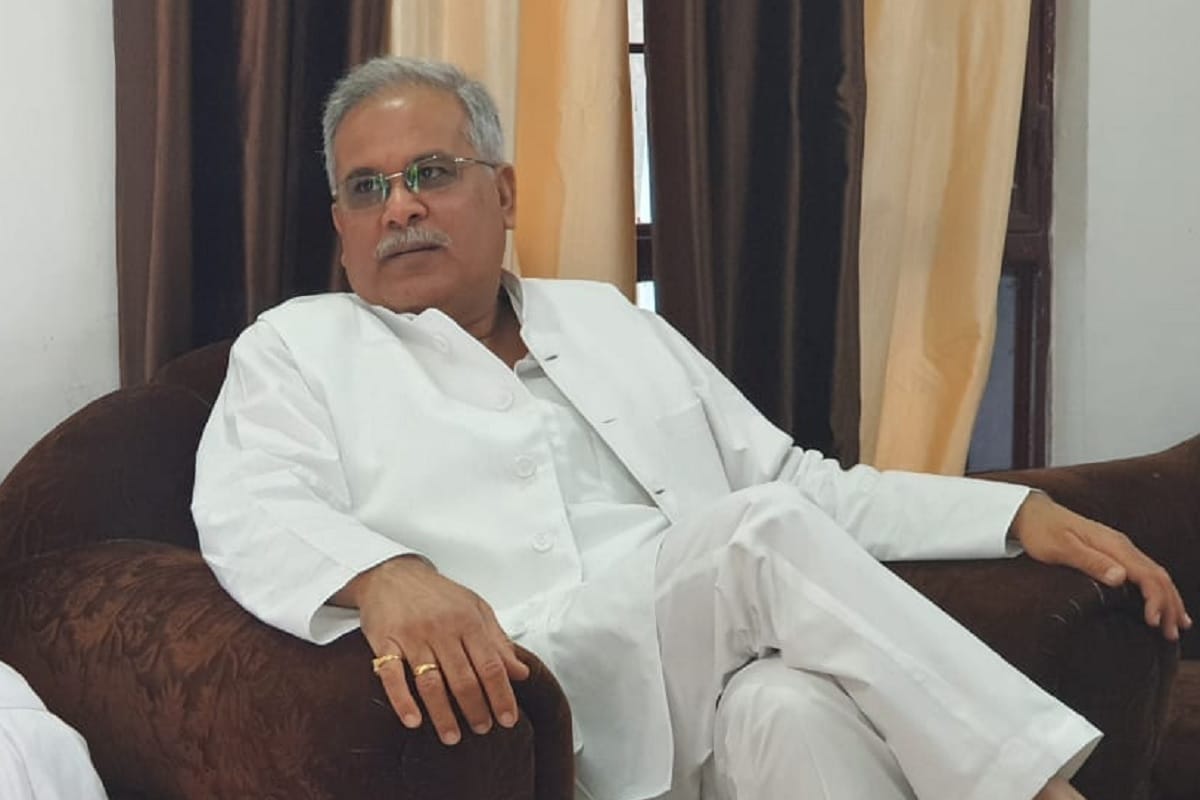 around 12 Congress MLAs reached Delhi demanding meeting with high command over leadership change Bhupesh Baghel TS Singhdeo