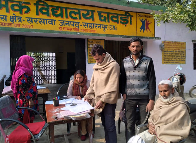 Publication of draft voter list at polling stations