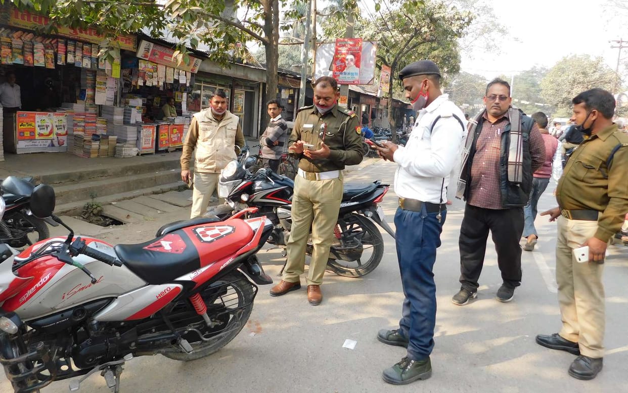 Traffic inspector e-challans 110 vehicles