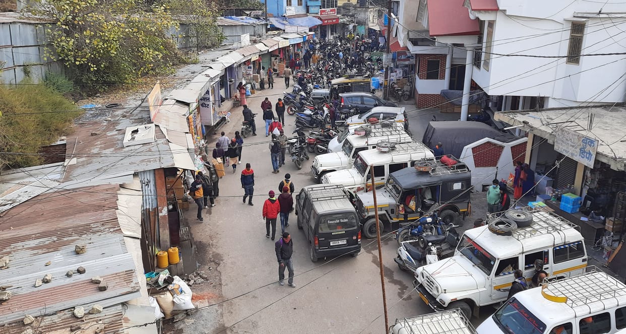 Despite the new traffic system in Pithoragarh, the situation has not improved