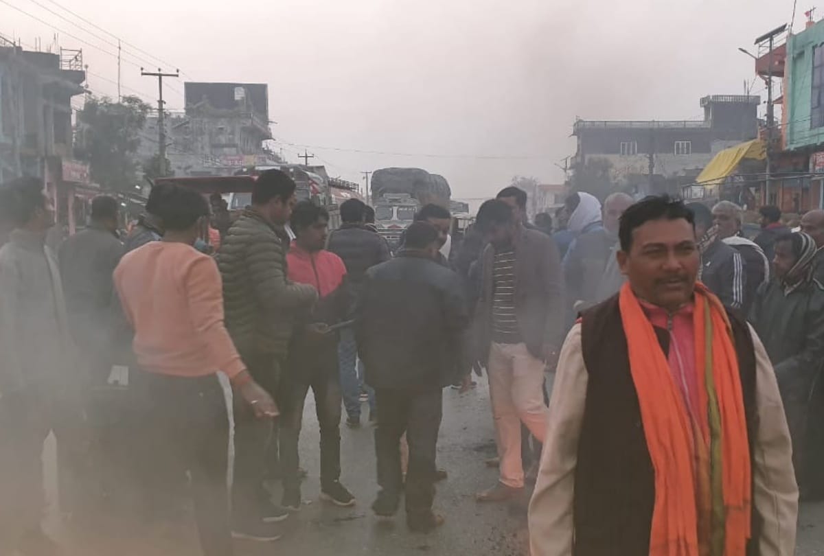Nepal political parties unite against KP Oli after dissolution of parliament