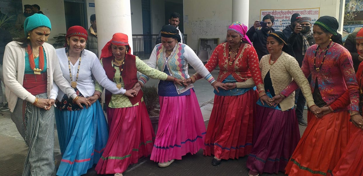 Block chief inaugurated schemes in uttarakashi
