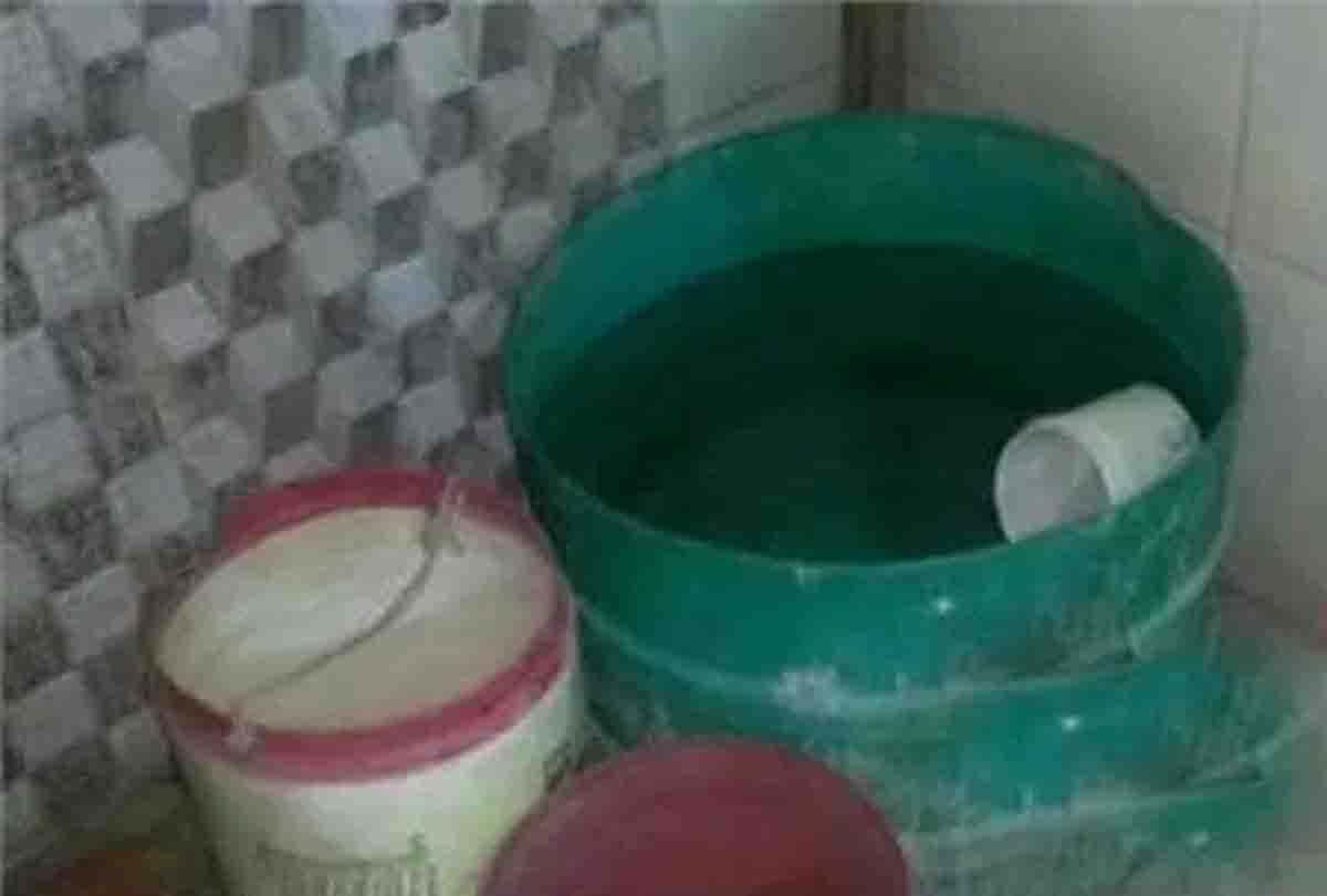 UP: girl Child dies after falling in a drum filled with water in Etawah
