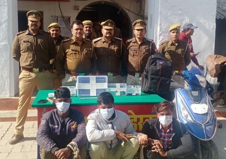Three crooks including two brothers arrested in police encounter
