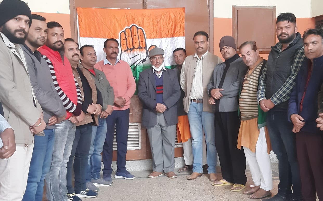 Congressmen celebrate party's foundation day, Tricolor Yatra
