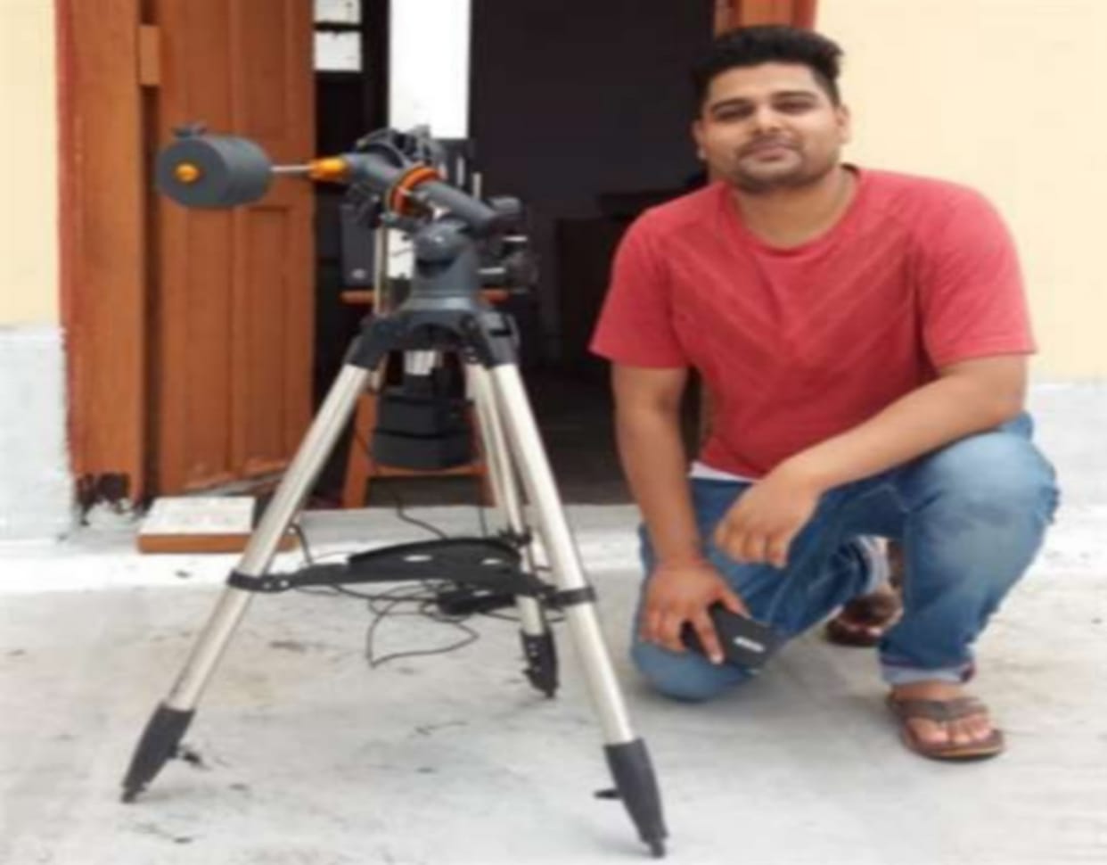 Varanasi's young scientist Gaurav solved the mystery of vampire wires