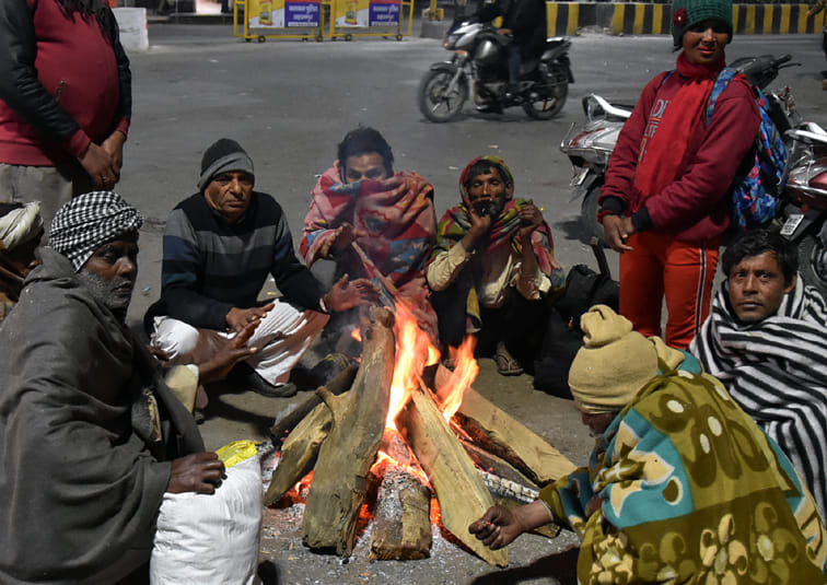 Temperature drops again, winter cold continues