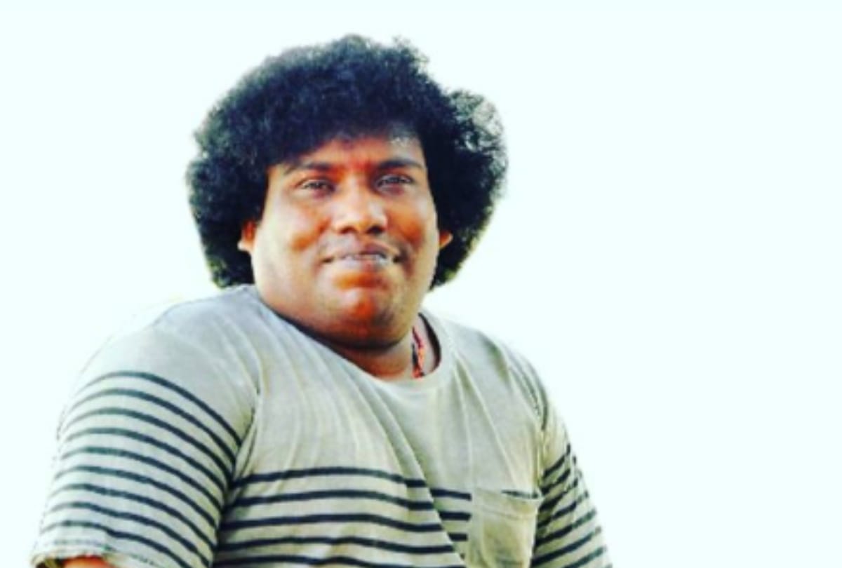 Yogi Babu wife Manju Bhargavi delivered a baby boy