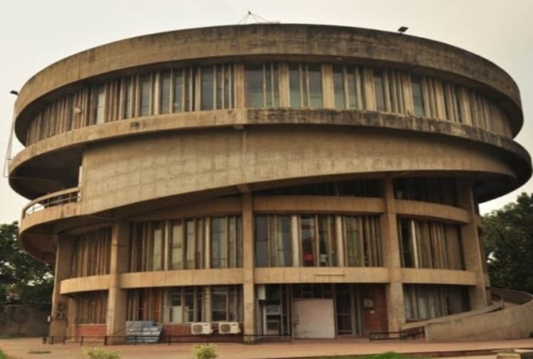 Panjab University will try to improve world ranking with the help of alumni