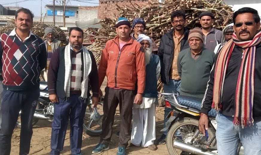 Uproar at purchasing centers of farmers due to closure of weights