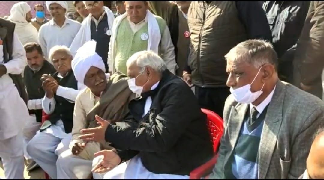 The demand of farmers is justified, I am with farmers by mind, word and deed: Hooda