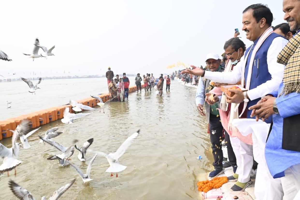 Deputy CM took stock of the preparations of the fair, worshiped for smooth fair after reaching Ganga water at Sangam