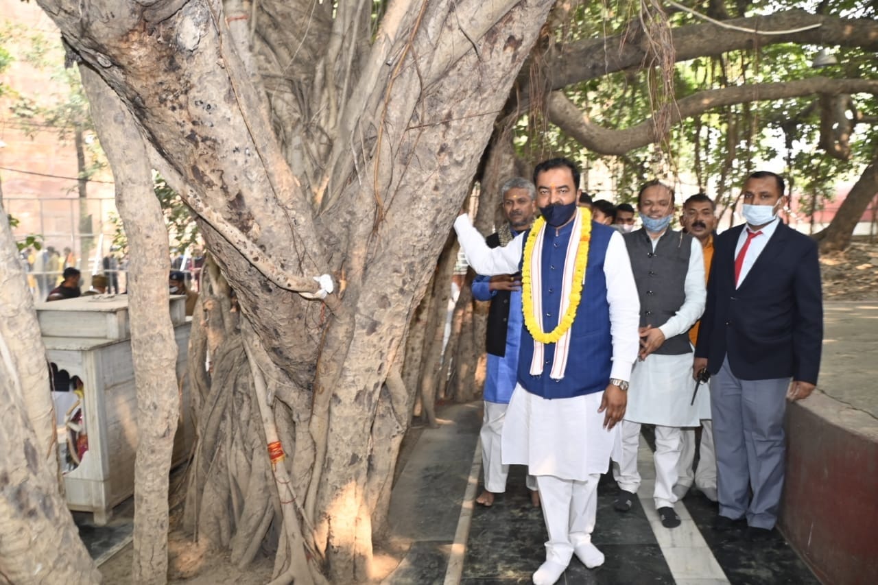 Deputy CM took stock of the preparations of the fair, worshiped for smooth fair after reaching Ganga water at Sangam