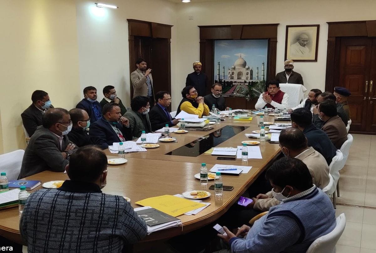 Legislative Council Committee Come Agra For Investigate Effects Of Fake Foods And Medicines On Life