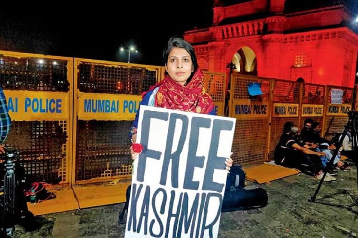 Free Kashmir placard dispute police demands closure of case against protesters Mehak Mirza Prabhu