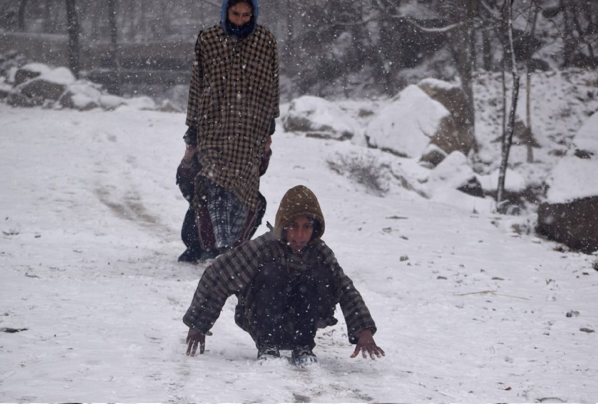 Weather Forecast Update Today in Jammu Kashmir Mata Vaishno Devi Katra Snowfall Todayweather jammu kashmir snowfall in mata vaishno devi and kashmir