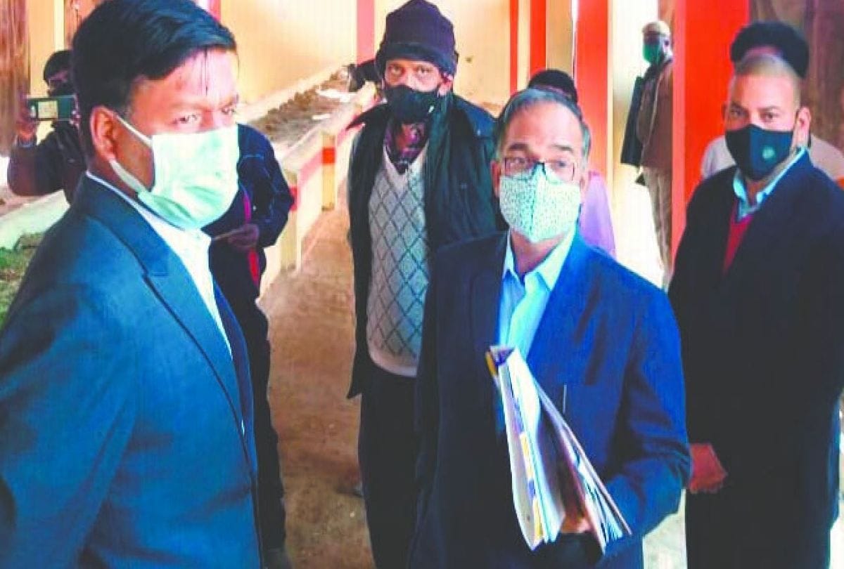 Additional Chief Secretary Suspended Lekhpal In Case Of The Names Of Heirs Were Not Recorded