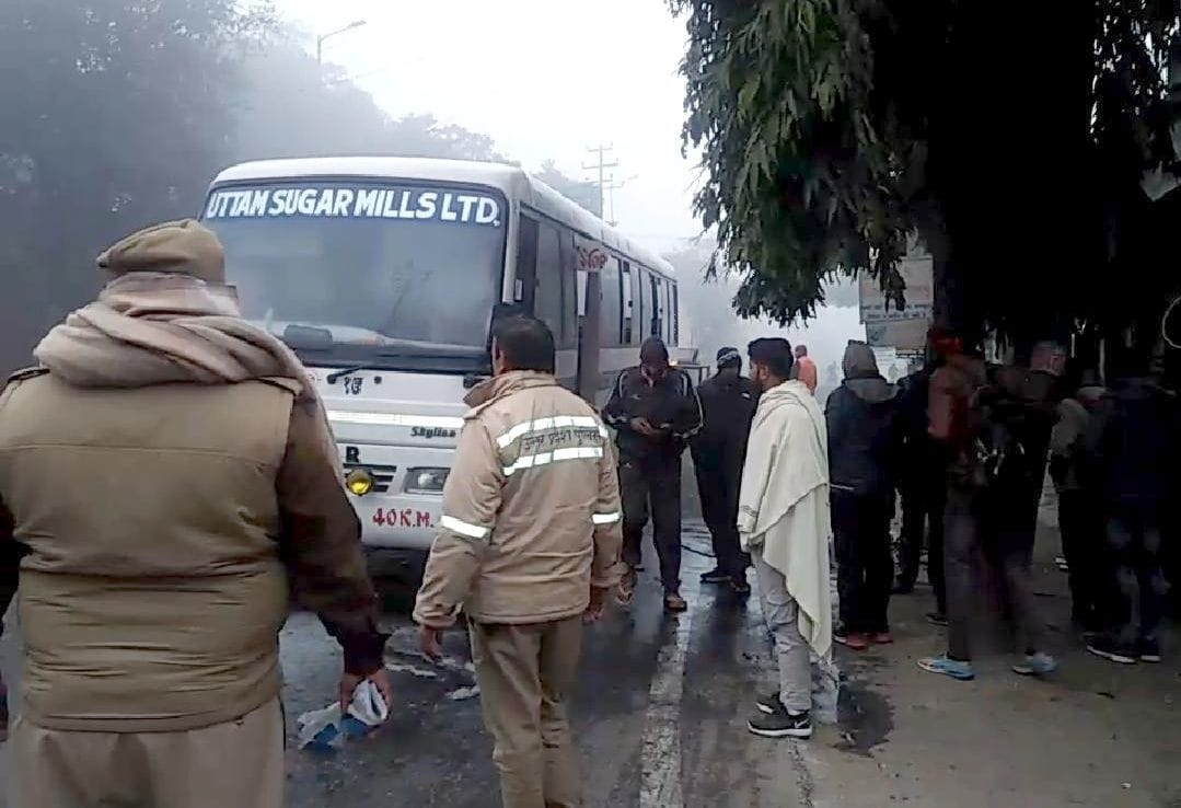 Fire in the staff bus of Uttam Sugar Mill