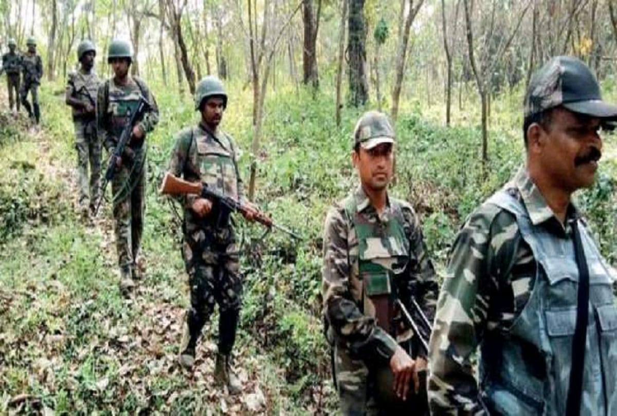 A constable of 19th Battalion Chhattisgarh Armed Force was injured in IED blast in Bijapur