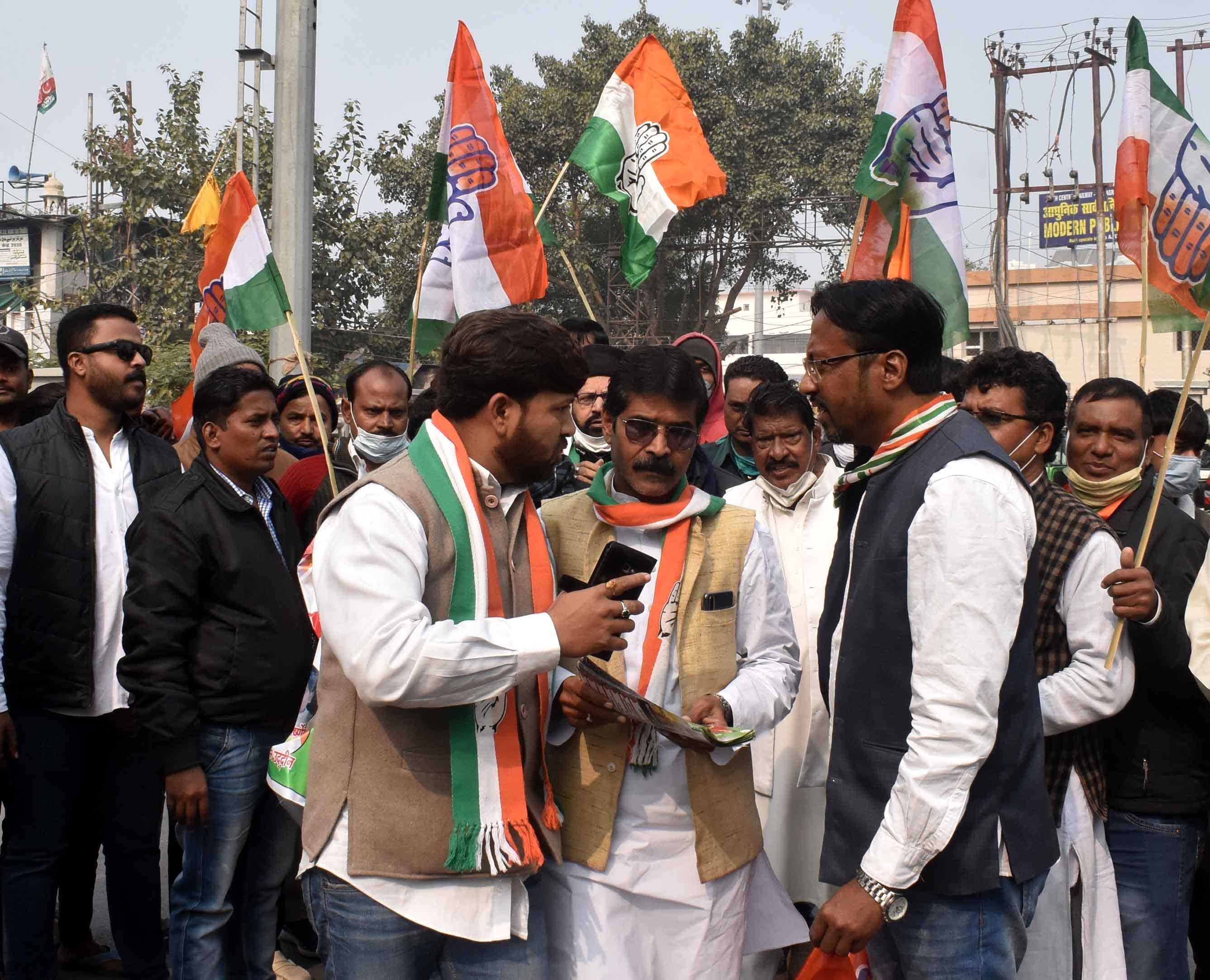 Congressman taking padyatra in city southern arrested again, said