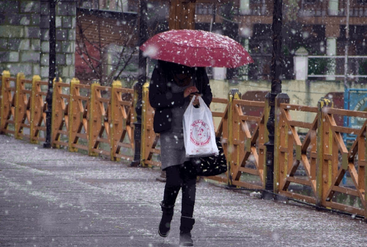 Weather Jammu and Kashmir: Rain And Snowfall Expected in Jammu and Kashmir Today, Temperature Dropped to 8 Degrees in Many Districts