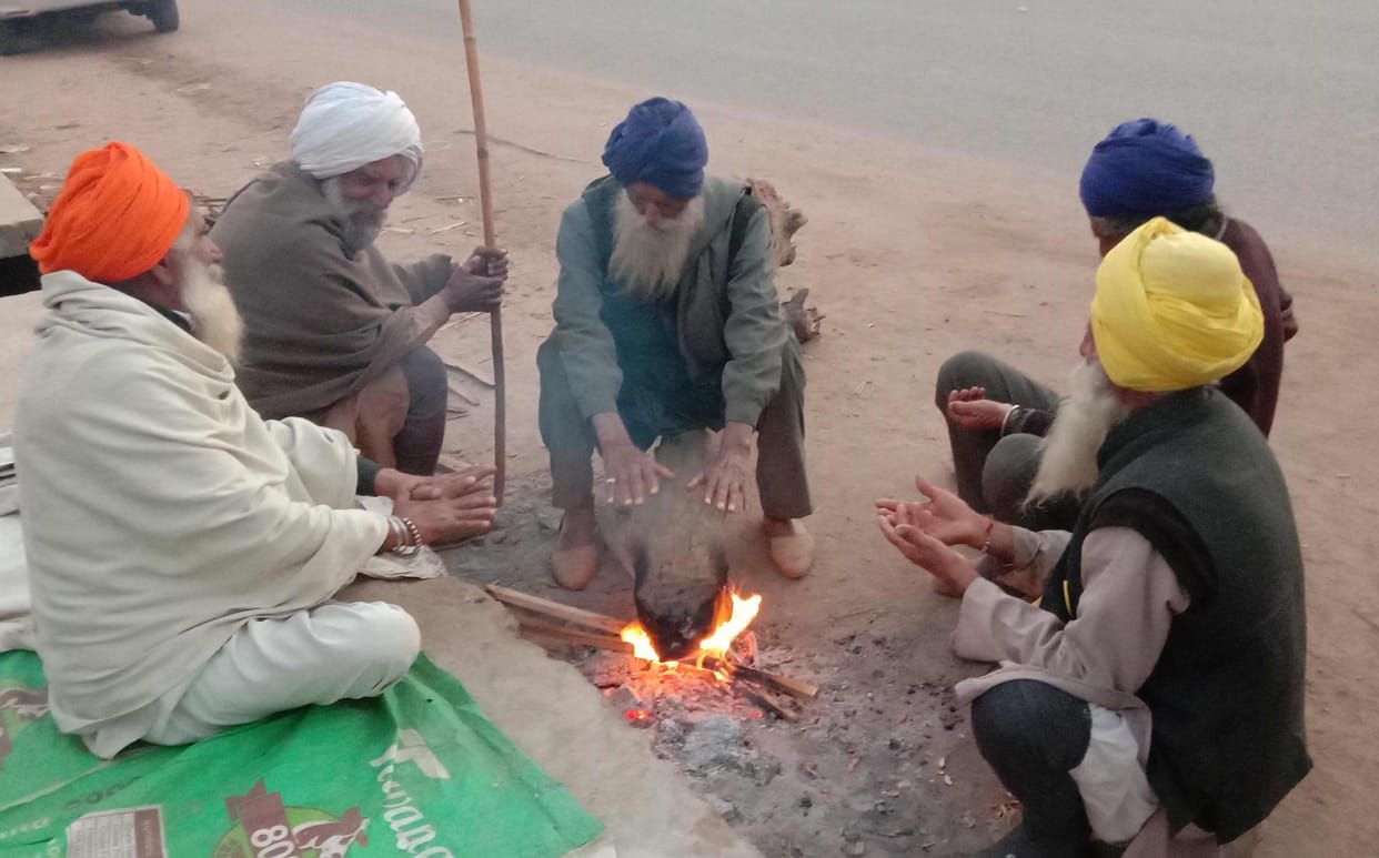 farmers protest, cold season
