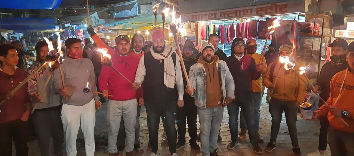 Demand to end agricultural law, torch procession taken out