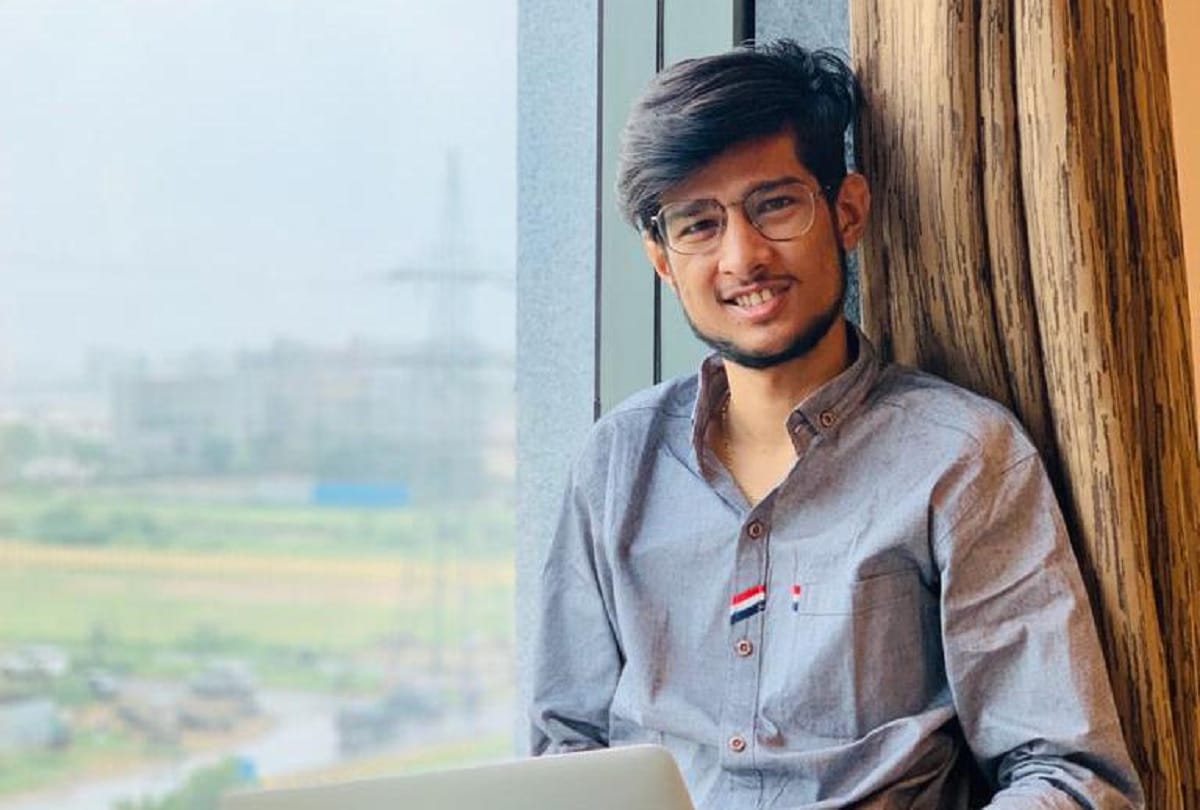 Dhrumil Soni influences youth for proper use of Digital media in this period