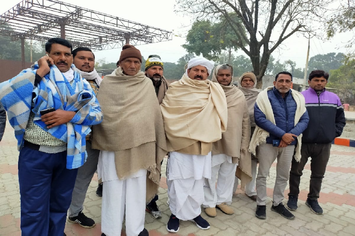 Muzaffarnagar News in Hindi: BKU President Naresh Tikait has reached in Delhi with farmers at today