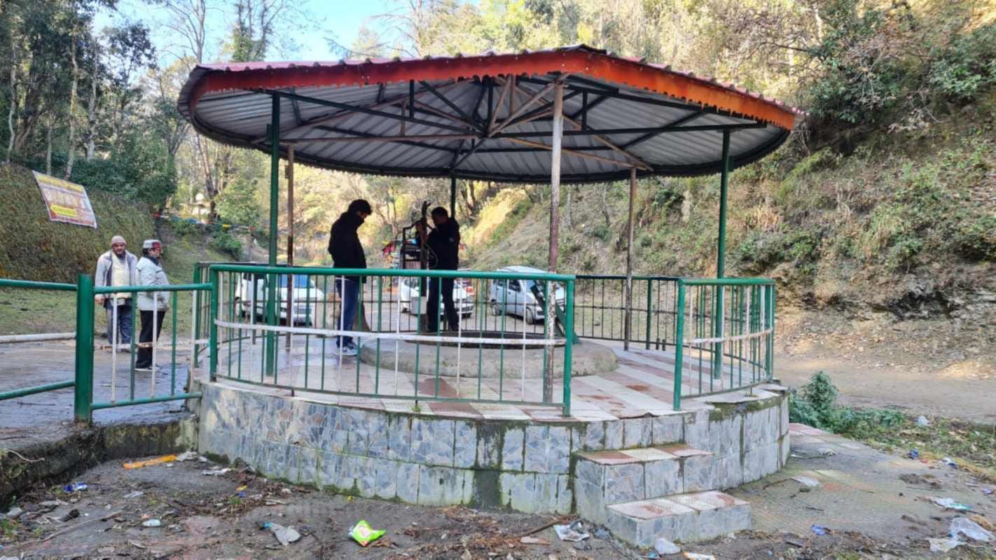 uttarakhand news : well in 7000 ft height is 191 year old and also unique in mussoorie