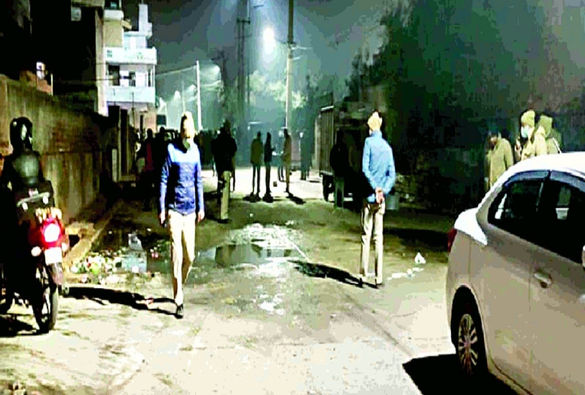 two men shot dead in Narela area of Delhi crime news in hindi
