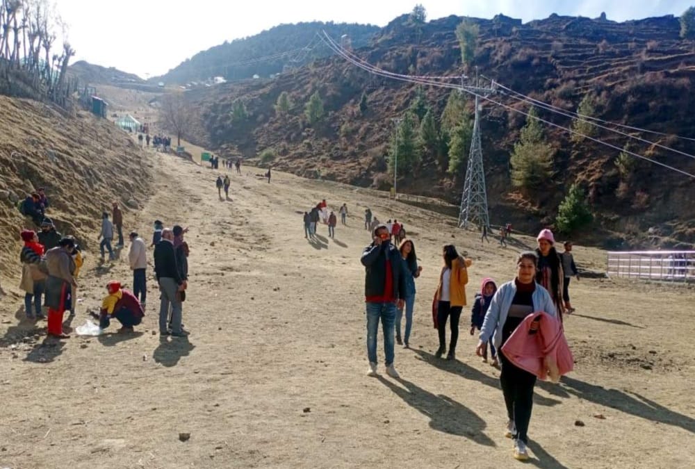 New Year 2021 Eve in Uttarakhand Latest News: Tourist Rush in All tourist Places for Celebration