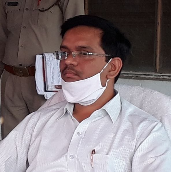hathras dm transfer